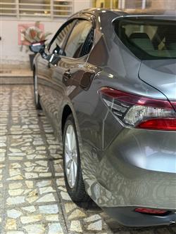 تۆیۆتا کامری